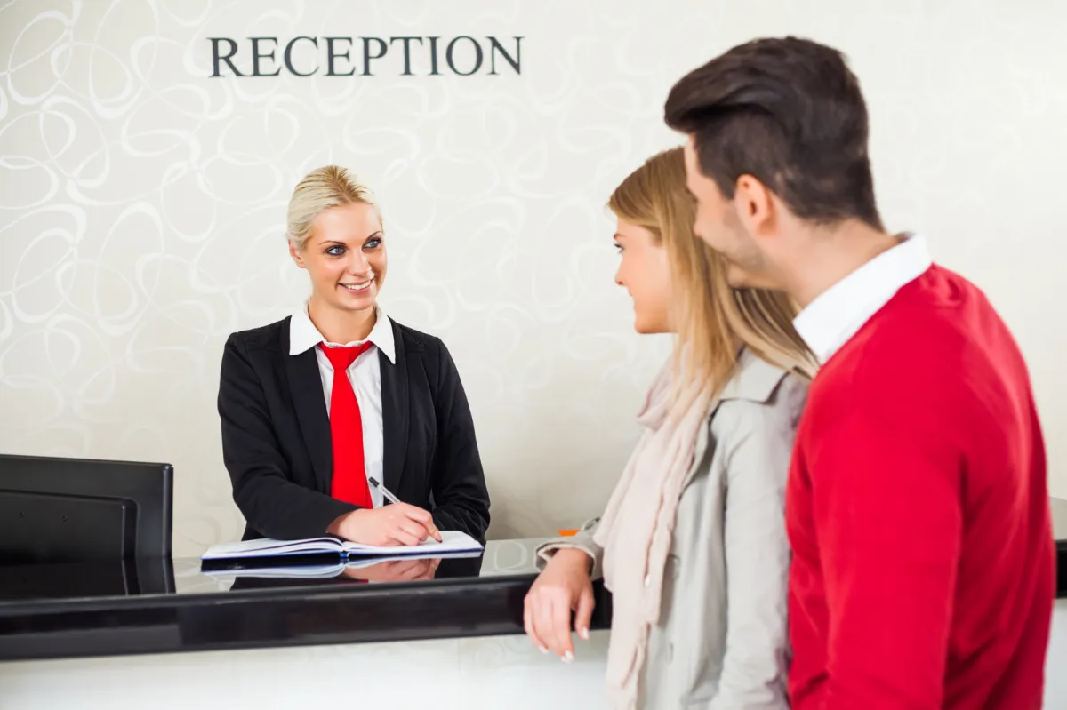 Reception tələb olunur