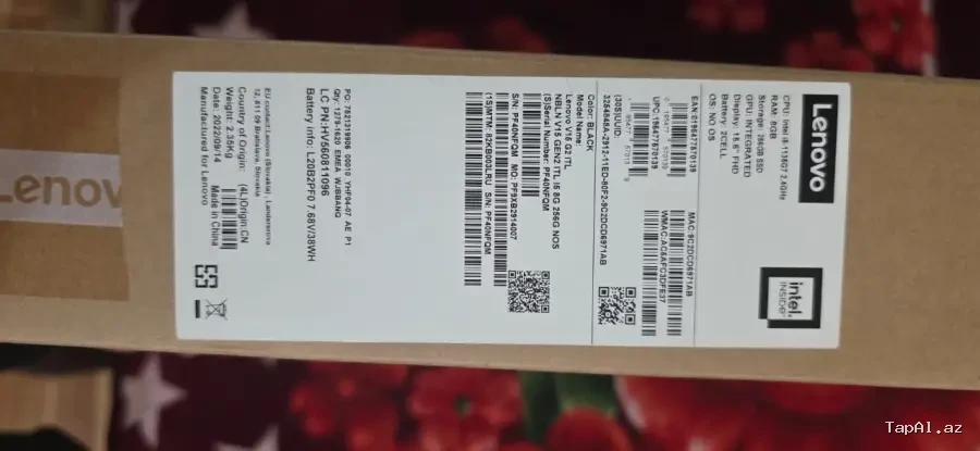 Tam yeni Lenovo notebook