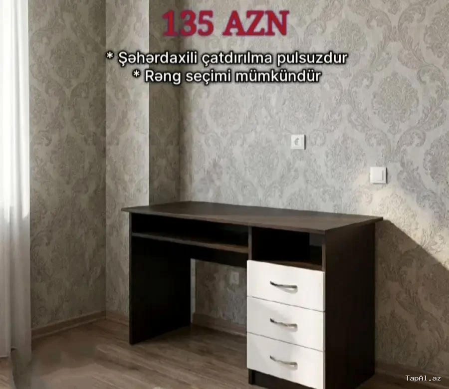 Kompüter masası