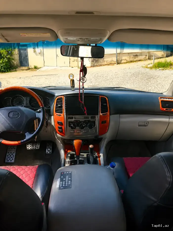 Toyota land curser