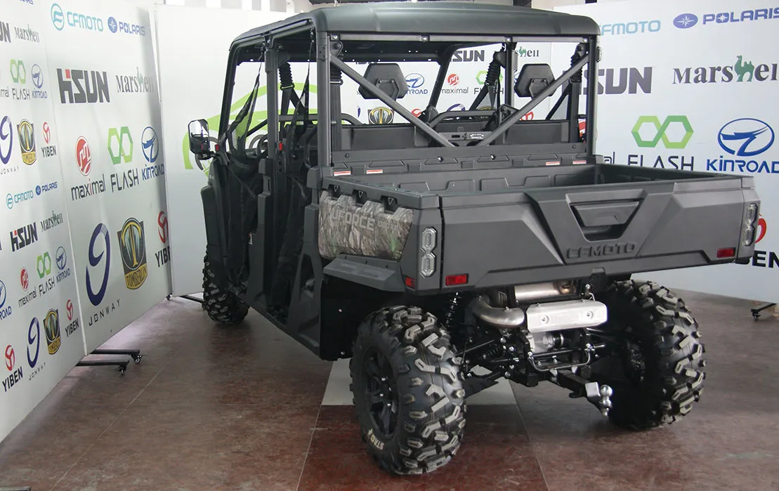 Baqi satisi El avto UFORCE 1000 XL 4x4 altı nəfərlik