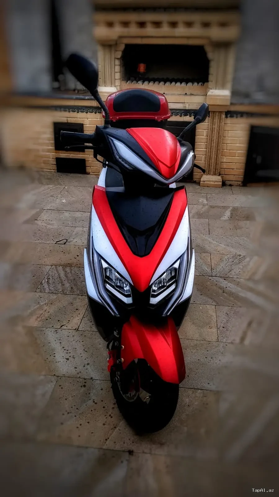 Turbomoto Dragon. İli 2022. Rengi zogalı reng. 49 cc dir  nomre usdun de verilir senetler qaydasındadı. Təcili satılır real ve ciddi alicilara cuzi endirim olacaq 5600 km yol qet edib. Qiymet 1.800 el