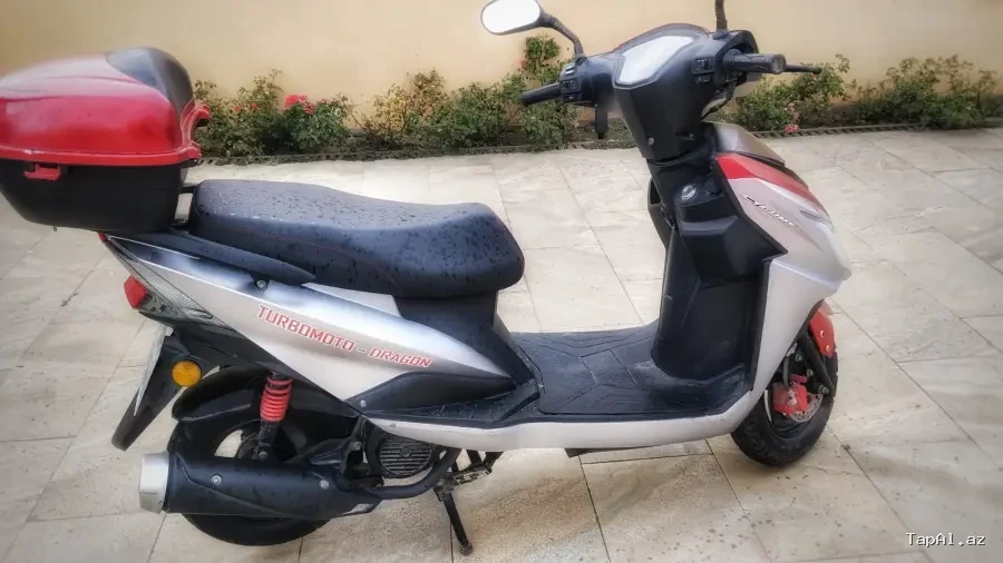 Turbomoto Dragon. İli 2022. Rengi zogalı reng. 49 cc dir  nomre usdun de verilir senetler qaydasındadı. Təcili satılır real ve ciddi alicilara cuzi endirim olacaq 5600 km yol qet edib. Qiymet 1.800 el
