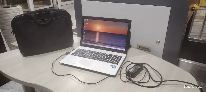 Asus notbuku satıram