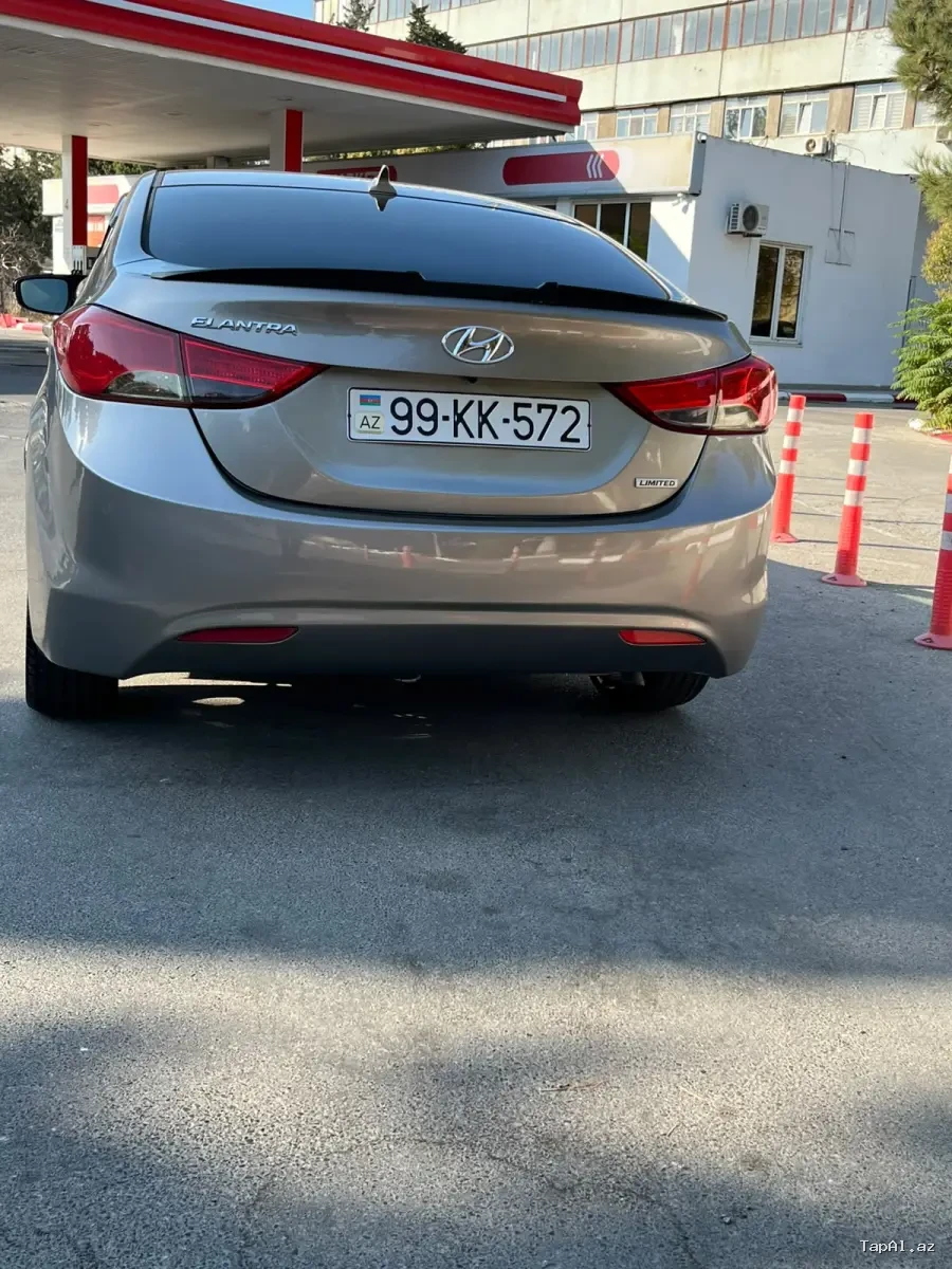 Hyundai elantra əla vəzyətdə