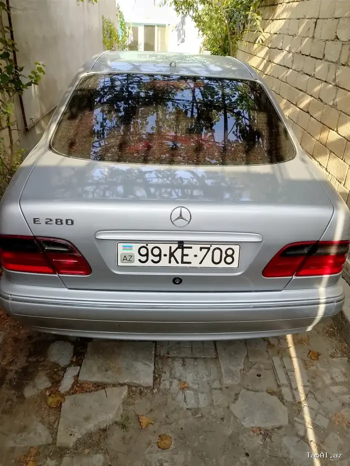 Merdeces E280