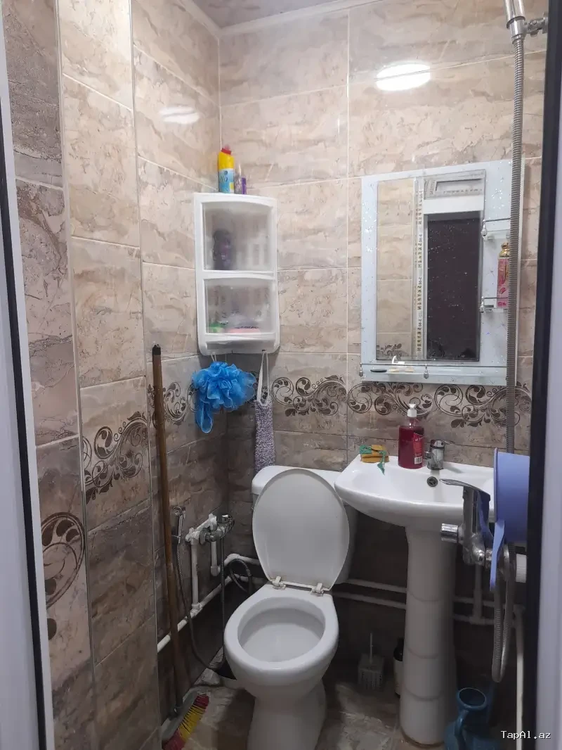 2 otaqli mənzil.Köhnə tikili