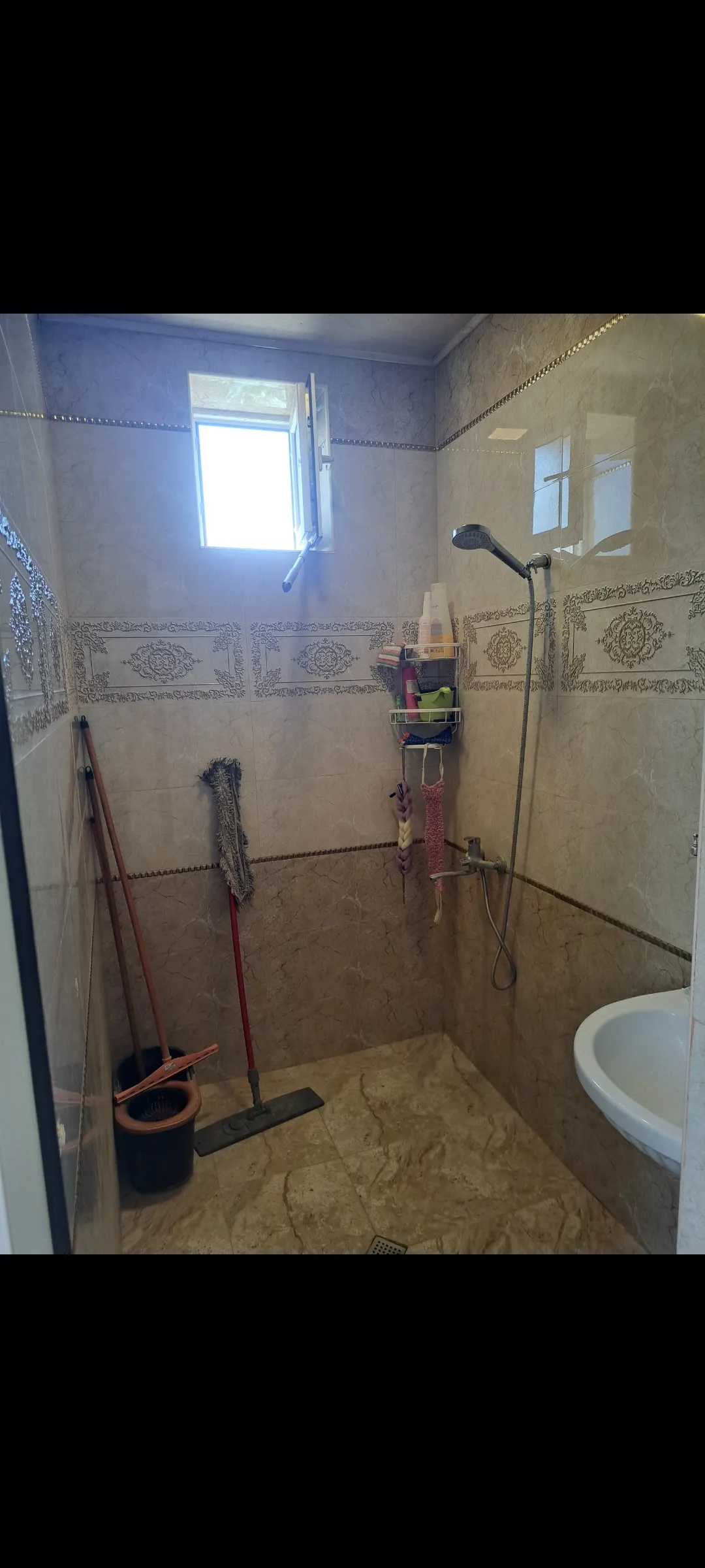 6 otaqlı heyet evi