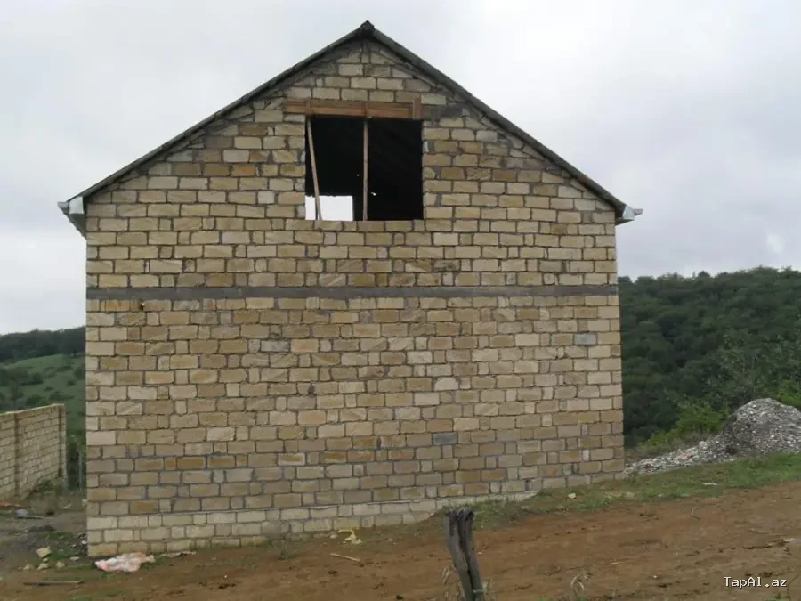 12 sot torpaq satılır, Qusar rayonu