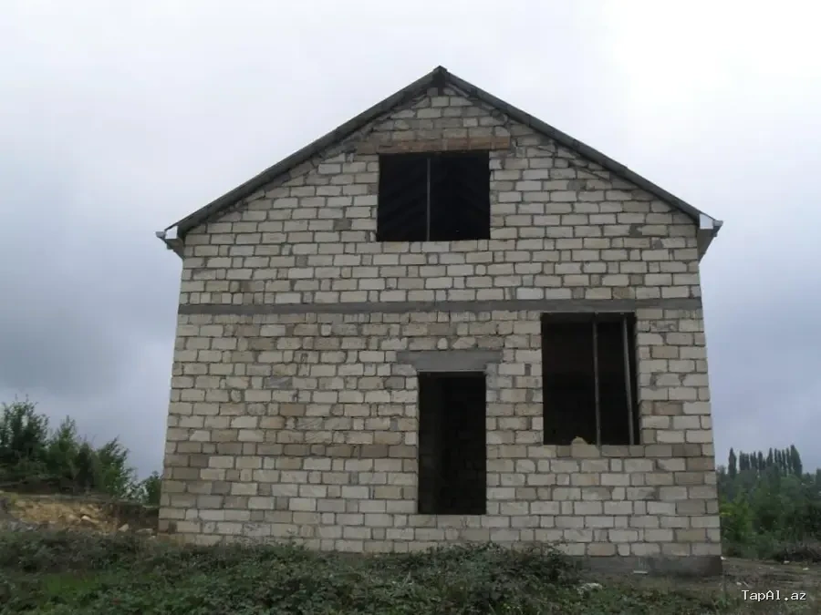 12 sot torpaq satılır, Qusar rayonu