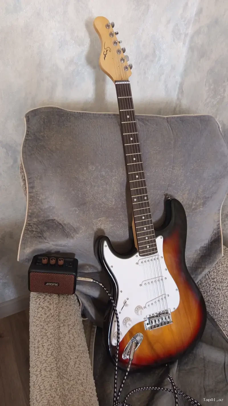 Elektro Gitar və Amfi Satılır