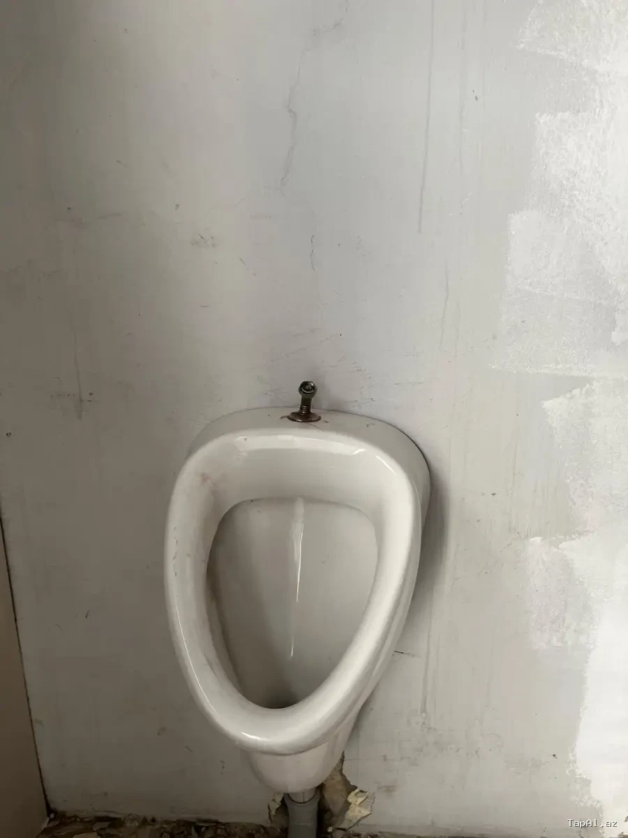 Yasamsl alatava 1də 2otaqli ev kirayə verilir